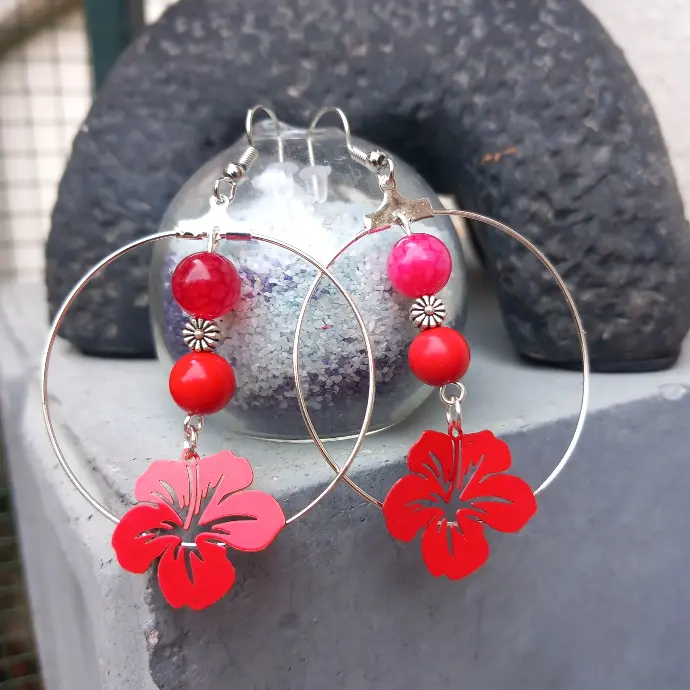 Red flower hoop earrings - Red pearls