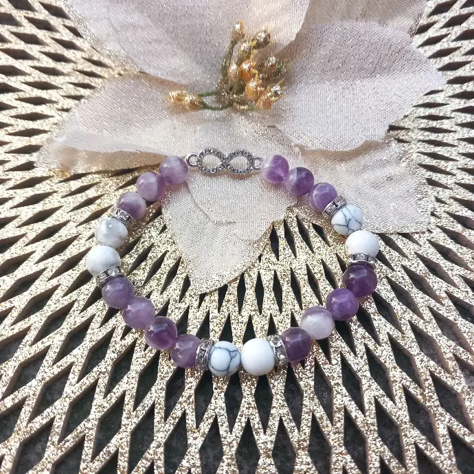 Bracelet Brillant Violet et Blanc - Pierres Naturelles Howlite et Améthyste