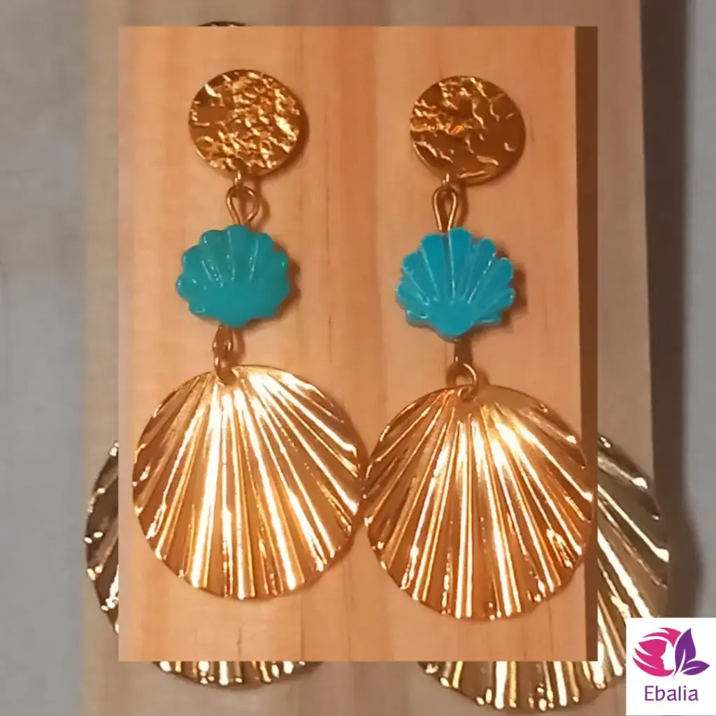 Boucles d'oreilles coquillage nacre et or Couleur au choix (Turquoise)