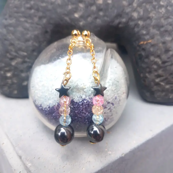 Boucles d'oreilles étoile filante - Etoile Hématite et une perle au choix